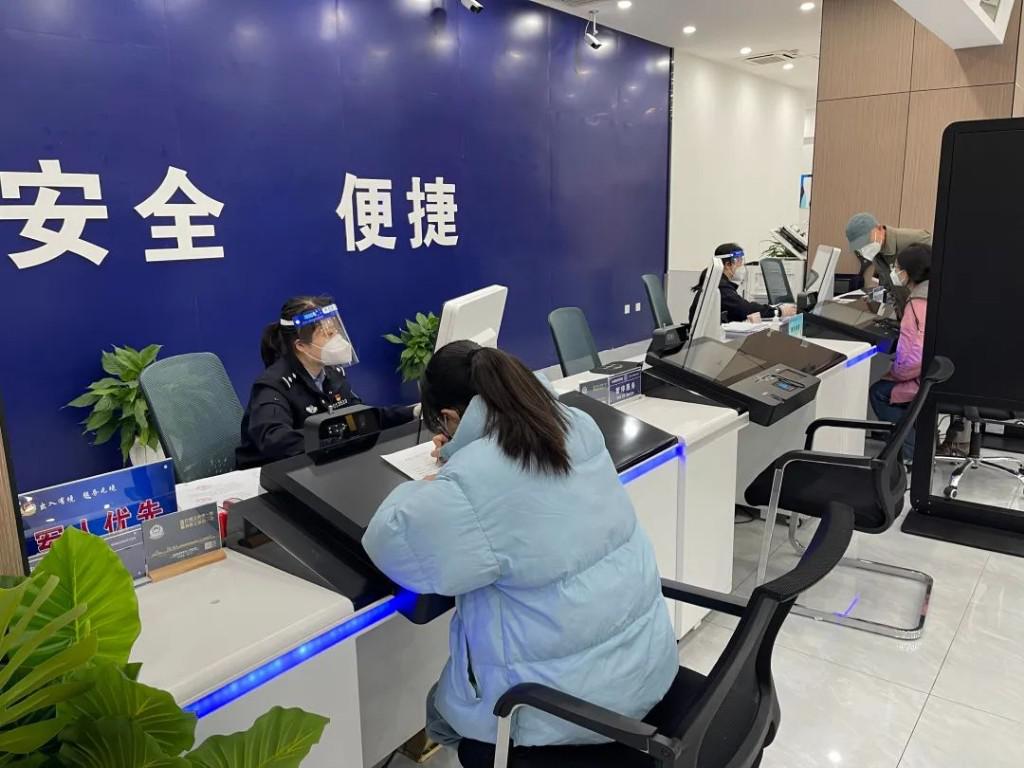 满足群众需要！兰州公安出入境全力优化服务举措 安全服务双提升